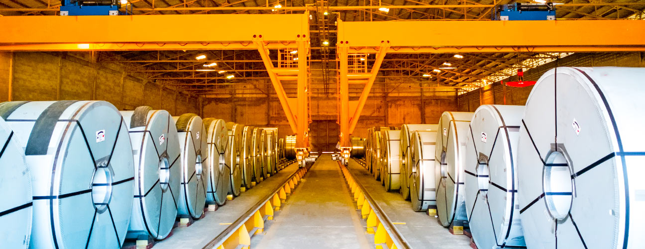 Industrial-Installations-Bridge-Cranes-Jibs-and-Hoists